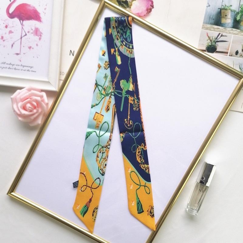 Print Scarf Four Seasons Prese - огляд і ціна Women'S Accessories For Neck