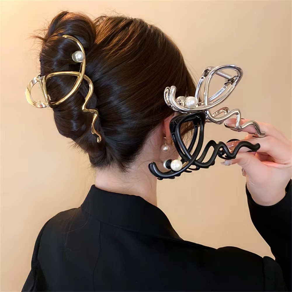 Big Wave Pearl Hair Pin Metal  - огляд і ціна Women'S Accessories Gift Ideas