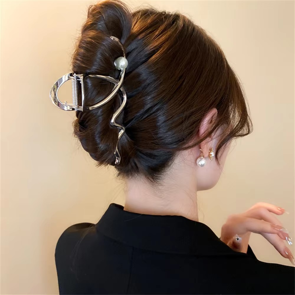 Big Wave Pearl Hair Pin Metal  - огляд і ціна Women'S Accessories Gift Ideas