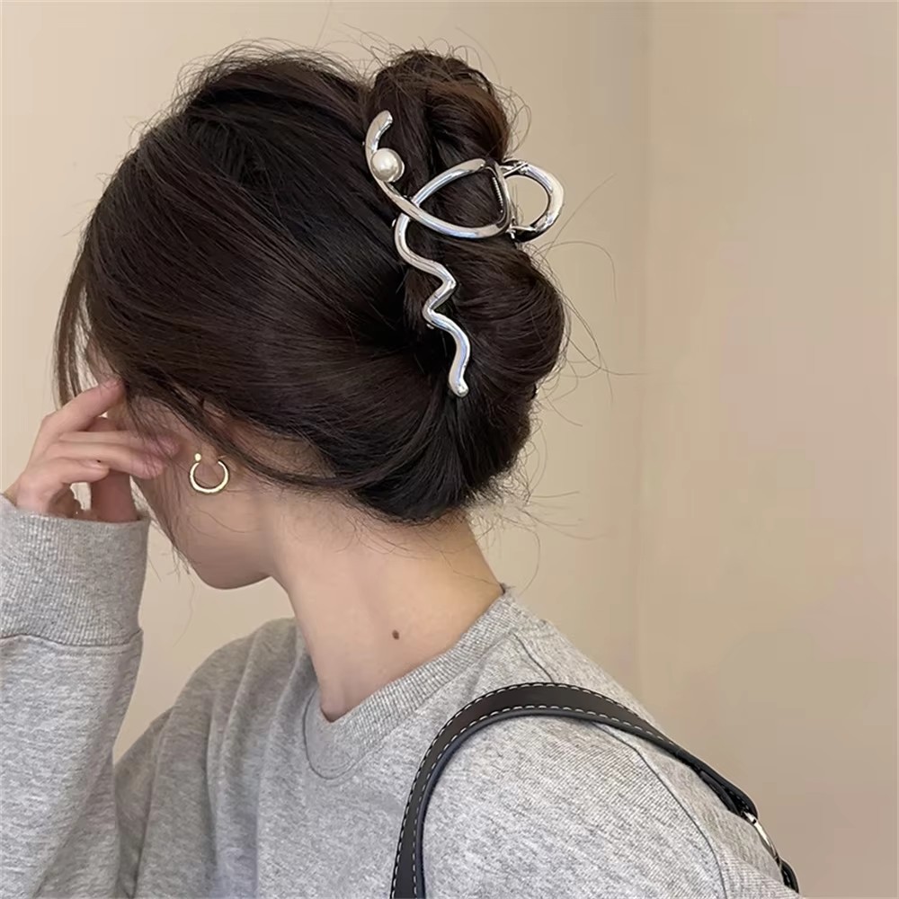 Big Wave Pearl Hair Pin Metal  - огляд і ціна Women'S Accessories Gift Ideas